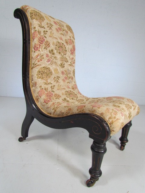 Antique ebonised nursing chair with floral upholstery - Image 3 of 5