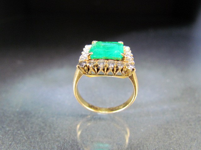 18ct yellow gold Emerald and Diamond Ring. Approx size M - Image 5 of 6