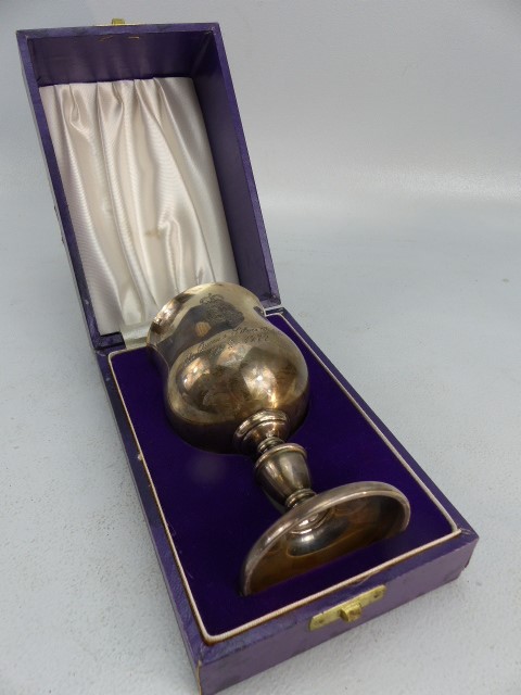 Queens silver Jubilee, silver goblet, Birmingham, A.T Cannon Ltd, in case, no 284/1000 approx weight - Image 6 of 8