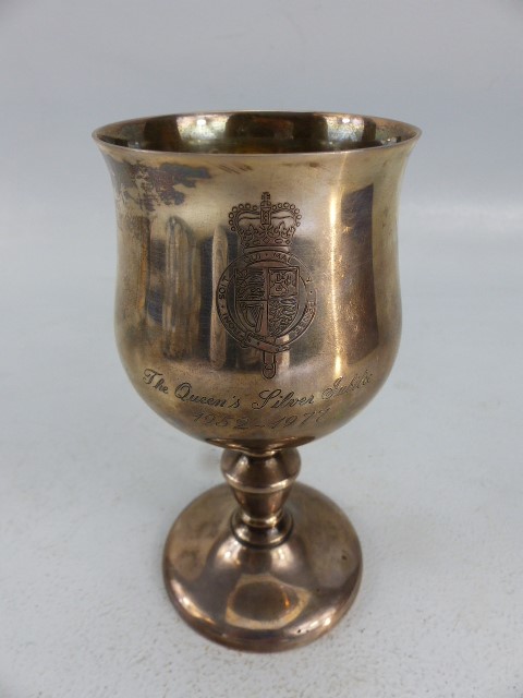Queens silver Jubilee, silver goblet, Birmingham, A.T Cannon Ltd, in case, no 284/1000 approx weight - Image 2 of 8