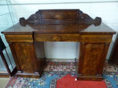 Small mahogany chiffonier