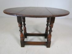 Small oak ipswich style table