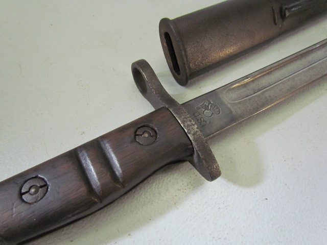 US Remington bayonet dated 1917 with leather and metal scabbard - Image 2 of 3