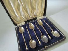 Set of six Silver Hallmarked Sheffied1927, maker Cooper Brothers & Sons Ltd, boxed spoons with