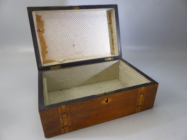 Small inlaid Edwardian box - Image 3 of 5