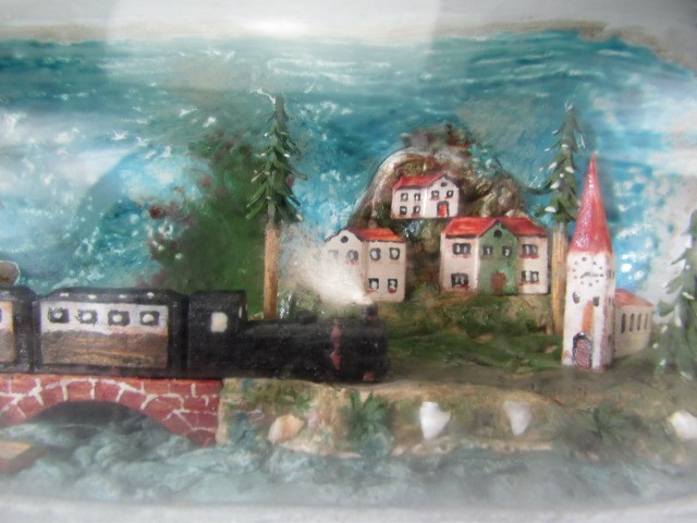 Vintage bottle with scene inside - depicting a swiss village - Image 3 of 4