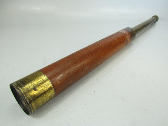 WW2 Wooden and brass three drawer telescope - Image 2 of 3