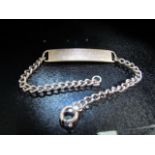 Hallmarked silver 'dog tag' bracelet approx weight 9g