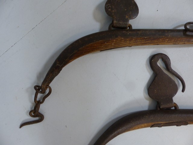 Victorian pair of wooden and chain metal horse hames. - Image 2 of 5