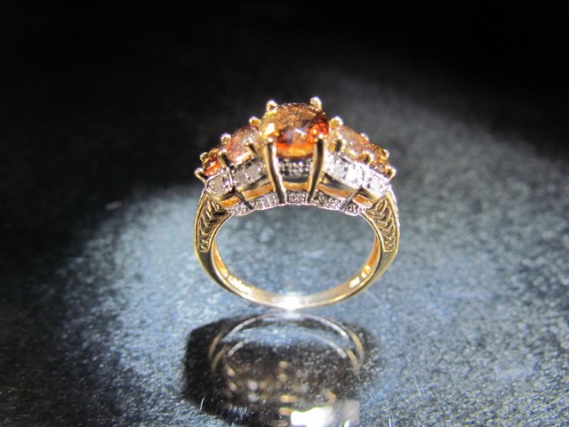 10ct Yellow Gold Diamond and Smokey Quartz Ring - Image 6 of 7