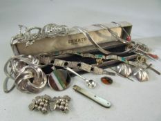 Selection of hallmarked silver jewellery to include necklaces, bracelets, clip on earrings and
