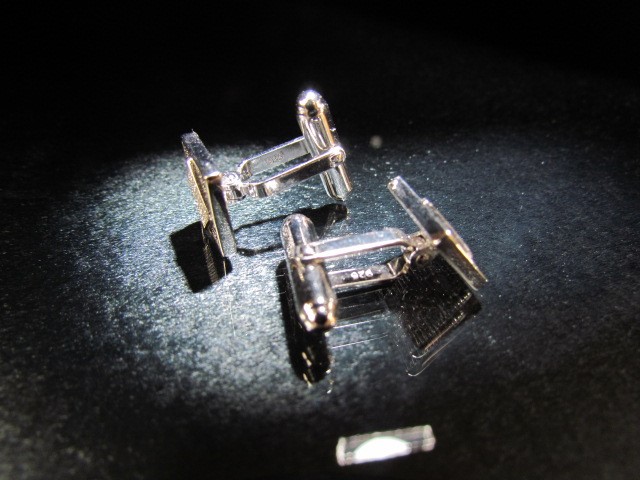 Silver pair of CZ panelled cufflinks - Image 3 of 3