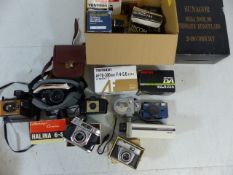 Selection of vintage camera's to include Polaroid, Pentax, Revere etc along with a large selection