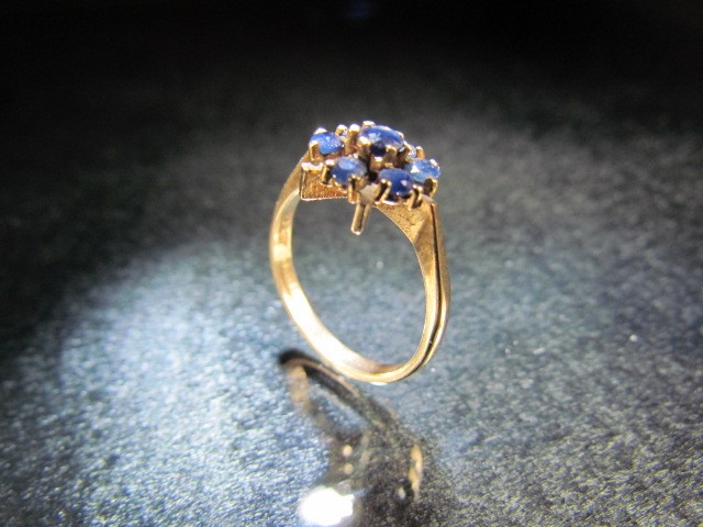 9ct Gold Sapphire Starburst Ring - approx size N