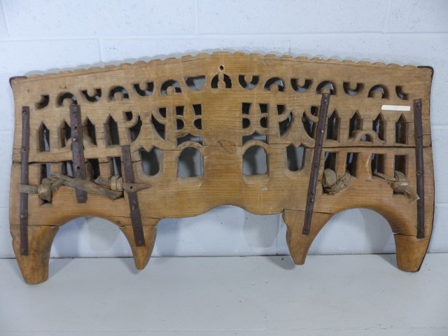 Portuguese set of Yokes with heavily carved detailing over top - Image 3 of 3