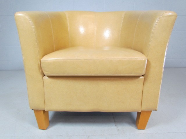 Cream coloured tub chair - Image 2 of 3