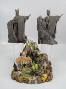 The Lord of the Rings - The Argonath models by Sideshow Weta