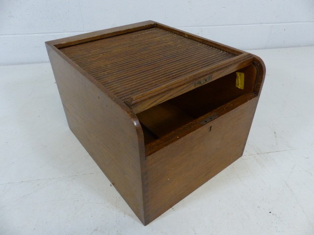 Mid century oak box with tamber roller front - key in office - Image 2 of 4