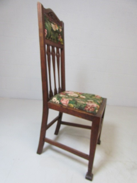 Floral upholstered vintage chair - Image 3 of 4