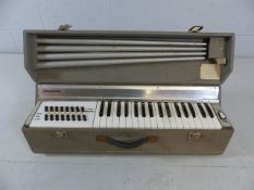 J. Busilacchio - A 1960's vintage Italian cased electric organ