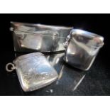 Two hallmarked silver vesta cases and silver hallmarked card holder (total weight approx 74g)