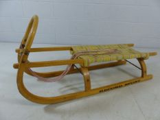 Record Sport vintage wooden sledge