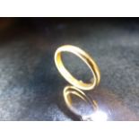 22ct Hallmarked wedding band total weight approx 3.4g