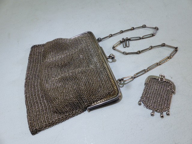 1920's chain link purse the frame Silver marked 925 and each link of the strap marked 925