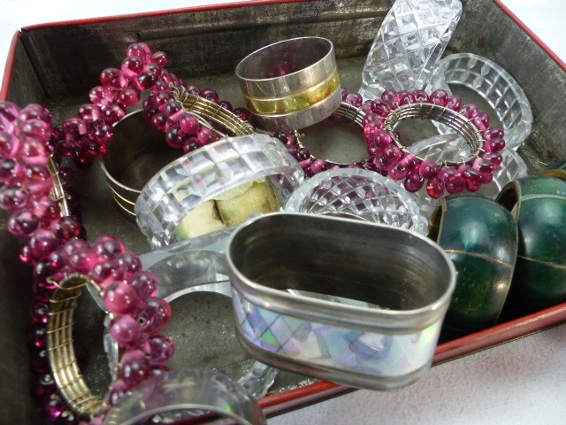 Collection of various napkin rings - Image 2 of 3