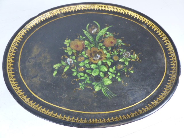 Ebonised Tilt top oval table decorated with flora and forna - Image 4 of 5