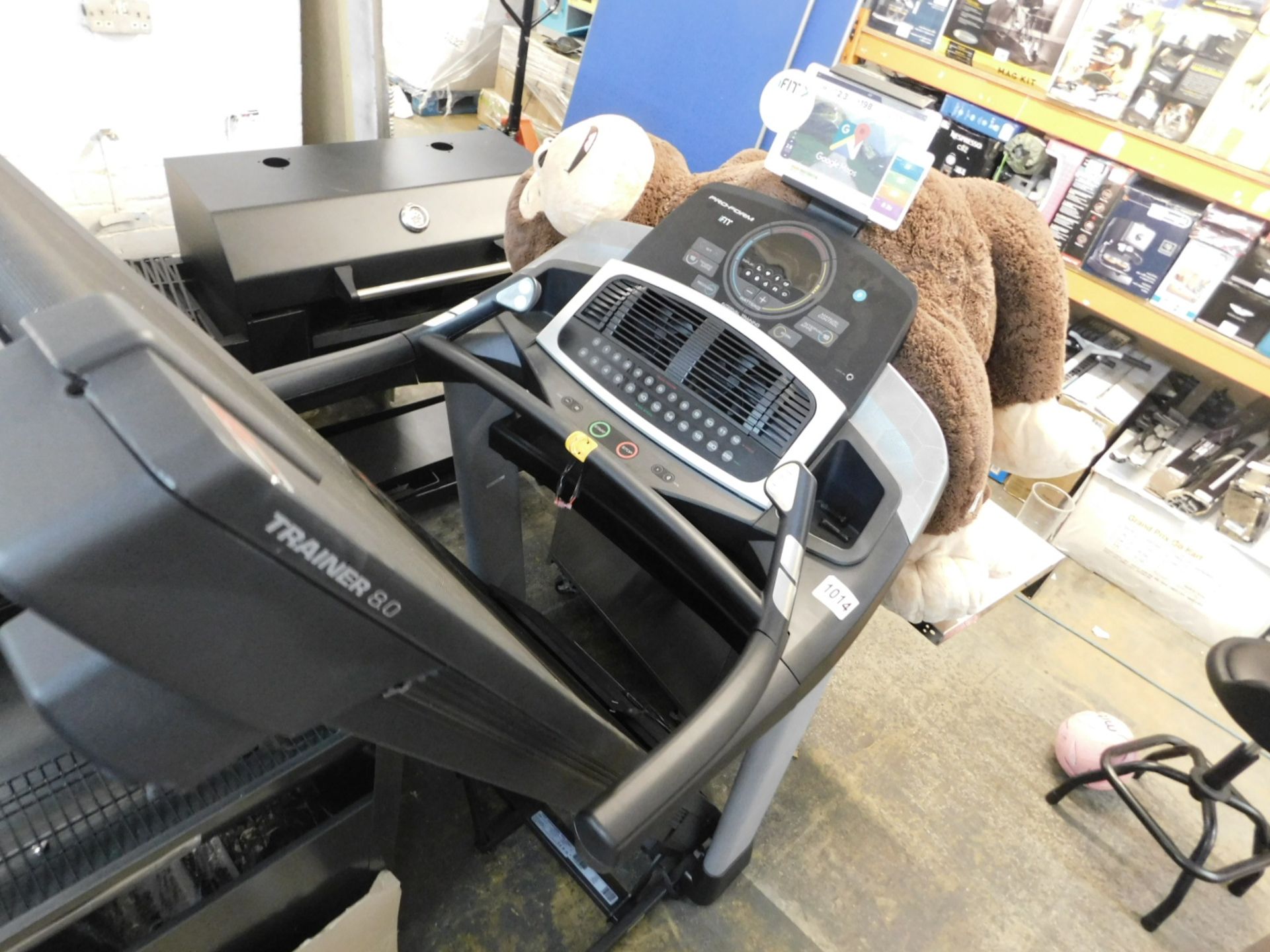 1 PROFORM 8.0 TRAINER TREADMILL RRP £899 (POWERS ON/WORKING)