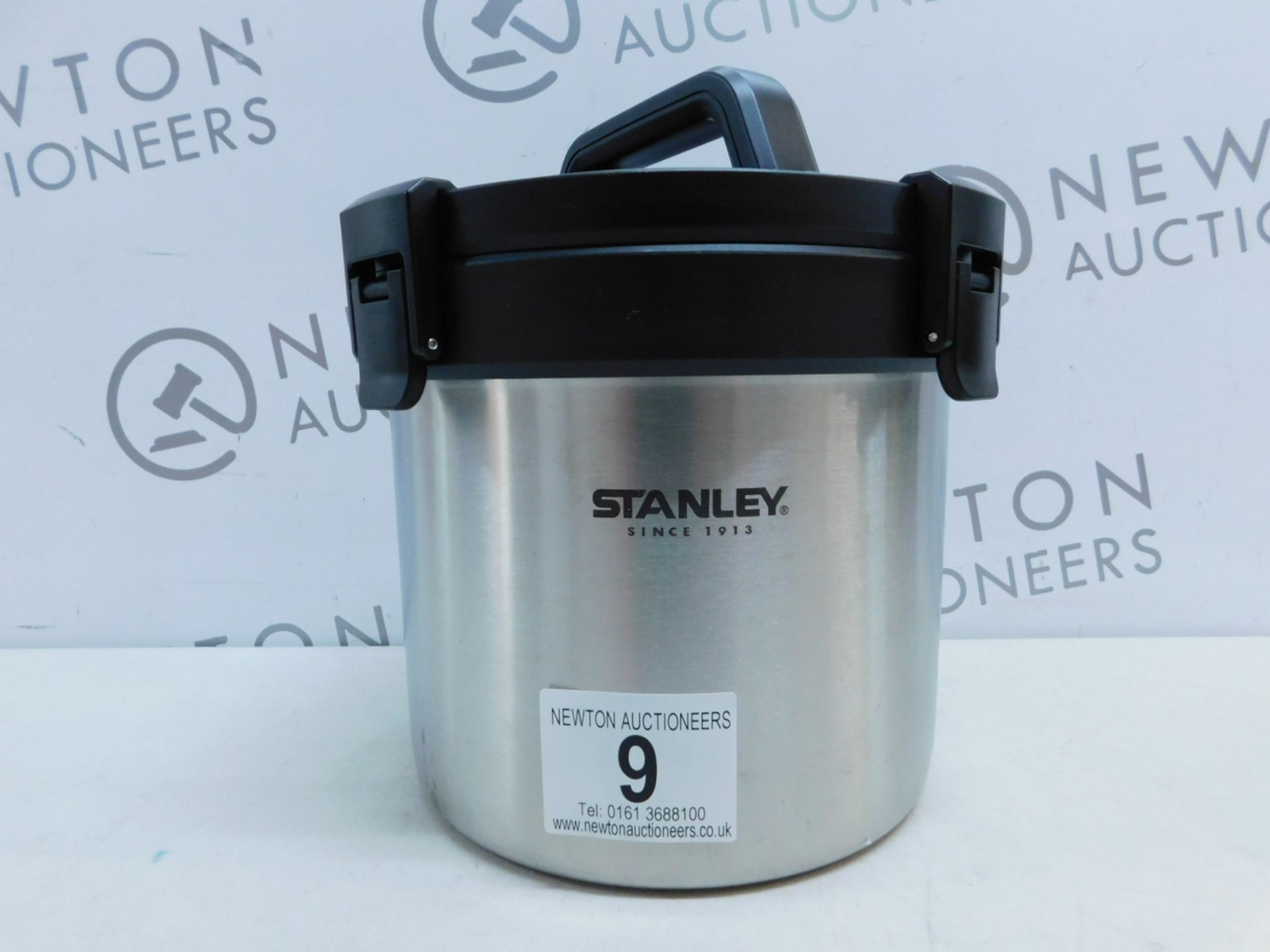 1 STANLEY ADVENTURE VACUUM CROCK 2.8L FOOD JAR RRP £59.99