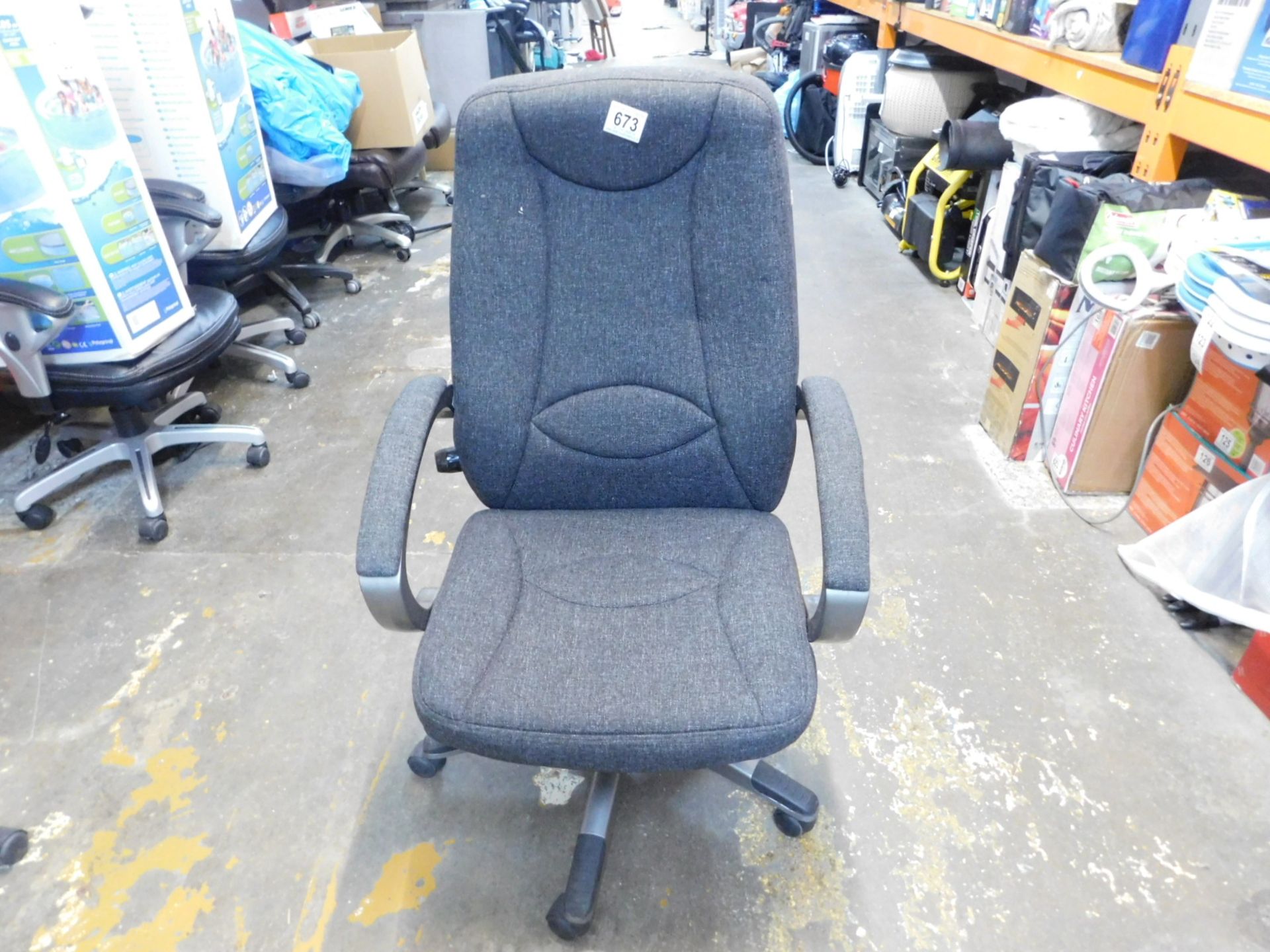 1 GREY FABRIC GAS LIFT MANAGERS CHAIR RRP £149