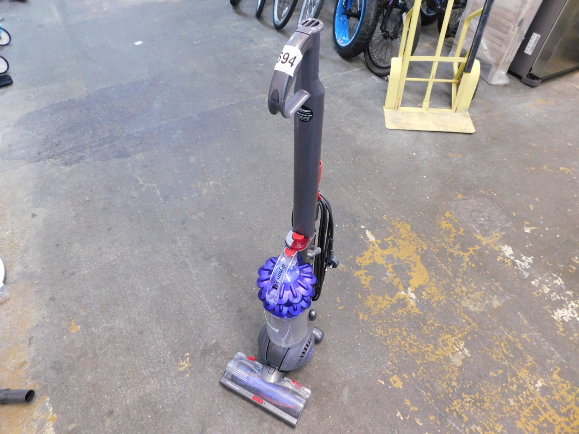 1 DYSON DC50 ANIMAL COMPACT UPRIGHT VACUUM CLEANER RRP £389.99