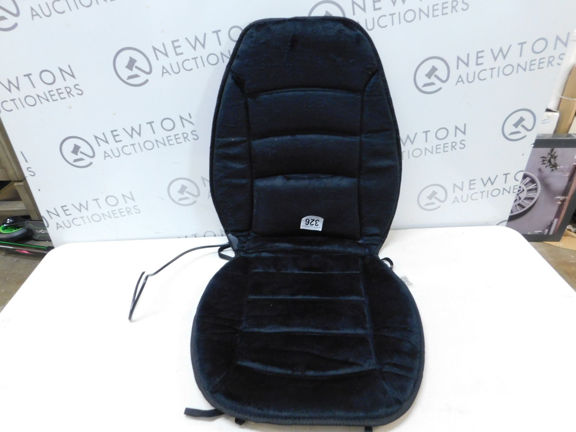 1 HEALTHMATE VELOUR HEATED SEAT CUSHION RRP £29.99