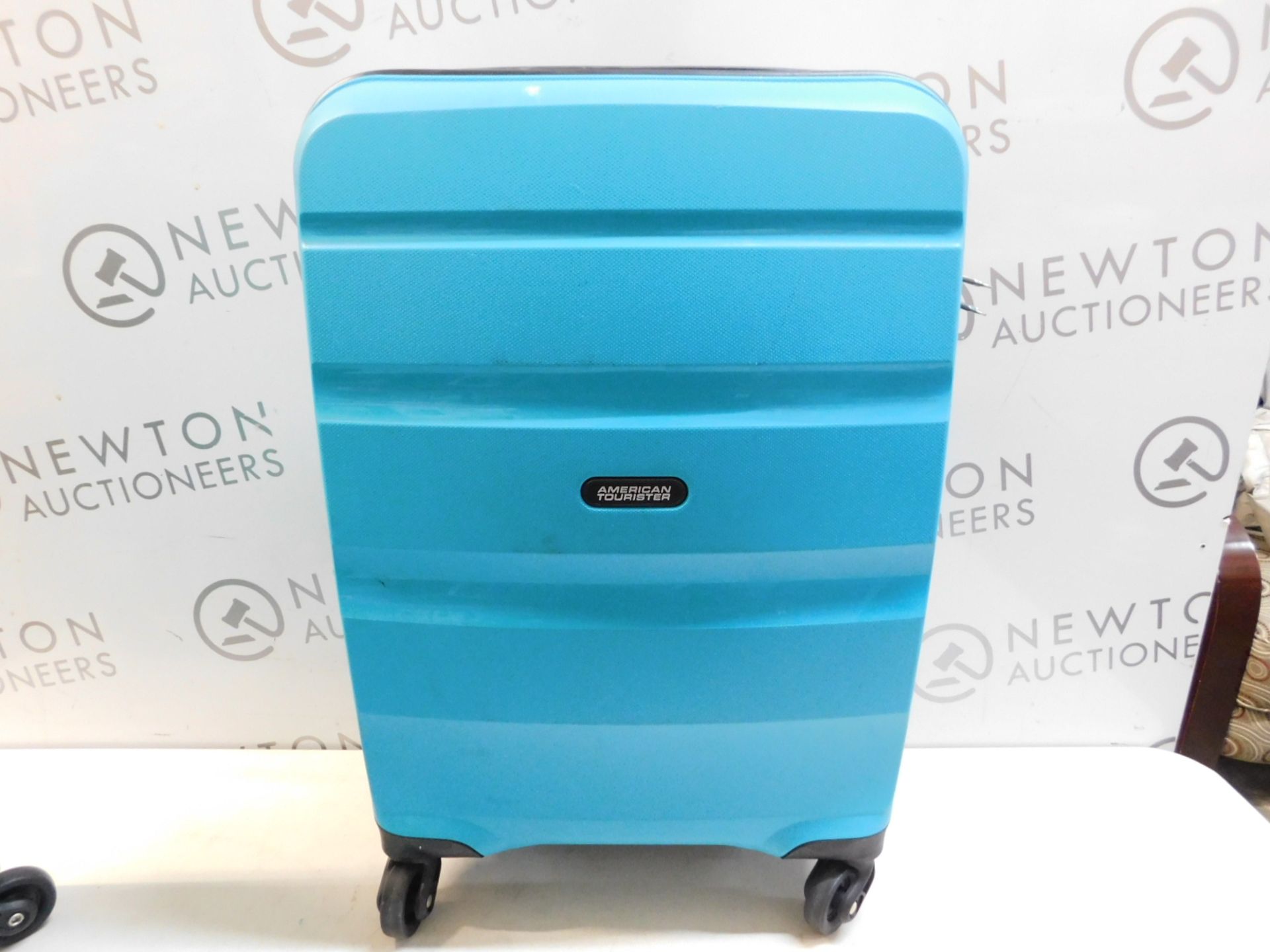 1 AMERICAN TOURISTER SQUIRTLE BLUE COMBI-LOCK HARDSIDE PROTECTION CABIN CASE RRP £64.99