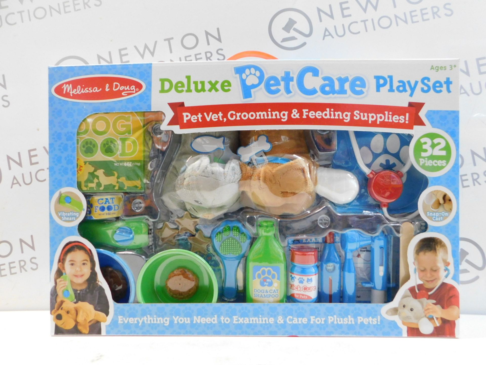 1 BRAND NEW BOXED MELISSA & DOUG 32 PIECE DELUXE PETCARE PLAYSET RRP £34.99