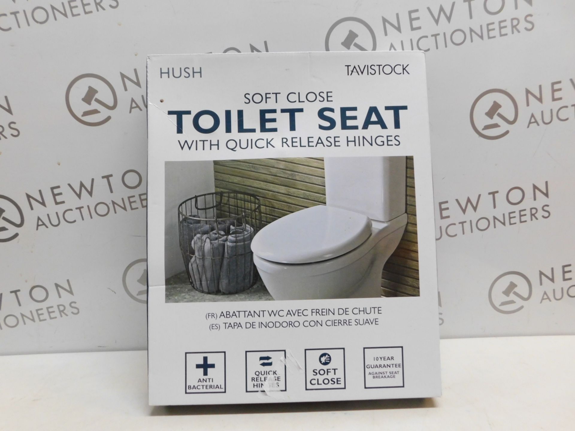 1 BOXED TAVISTOCK HUSH SOFT CLOSE QUICK RELEASE TOILET SEAT RRP £39.99