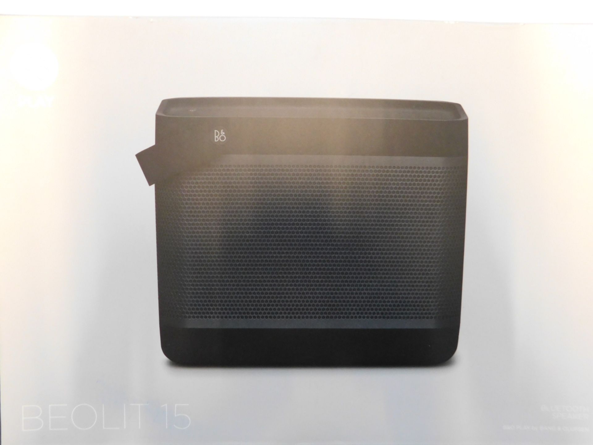 1 BOXED BANG AND OLUFSEN BEOLIT15 BLUETOOTH SPEAKER IN BLACK RRP £449