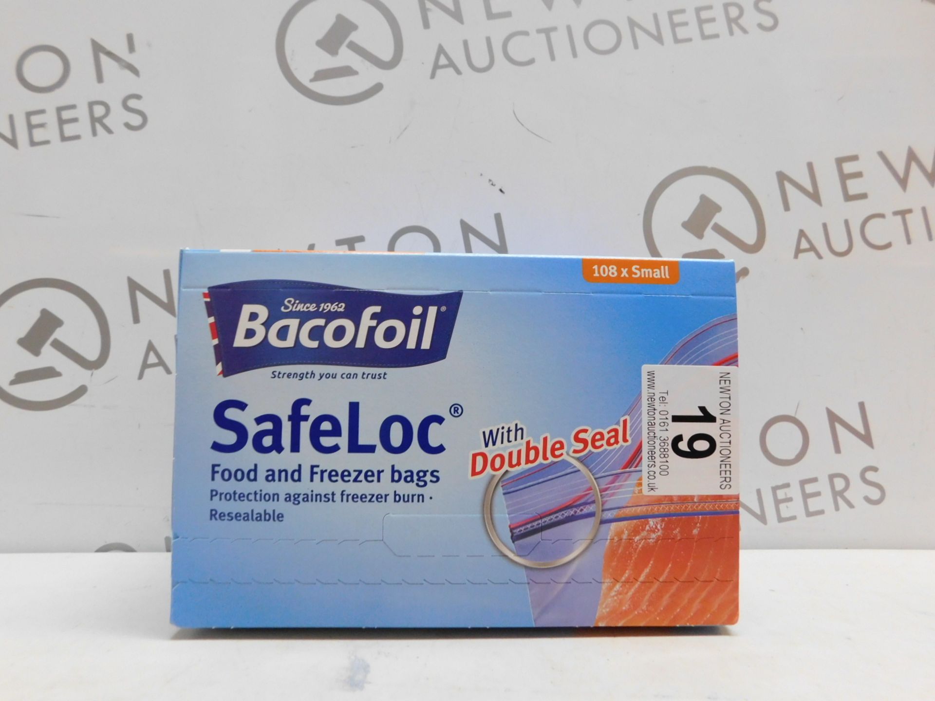 1 BOX OF BACOFOIL SAFELOC FOOD AND FREEZER BAGS RRP £24.99
