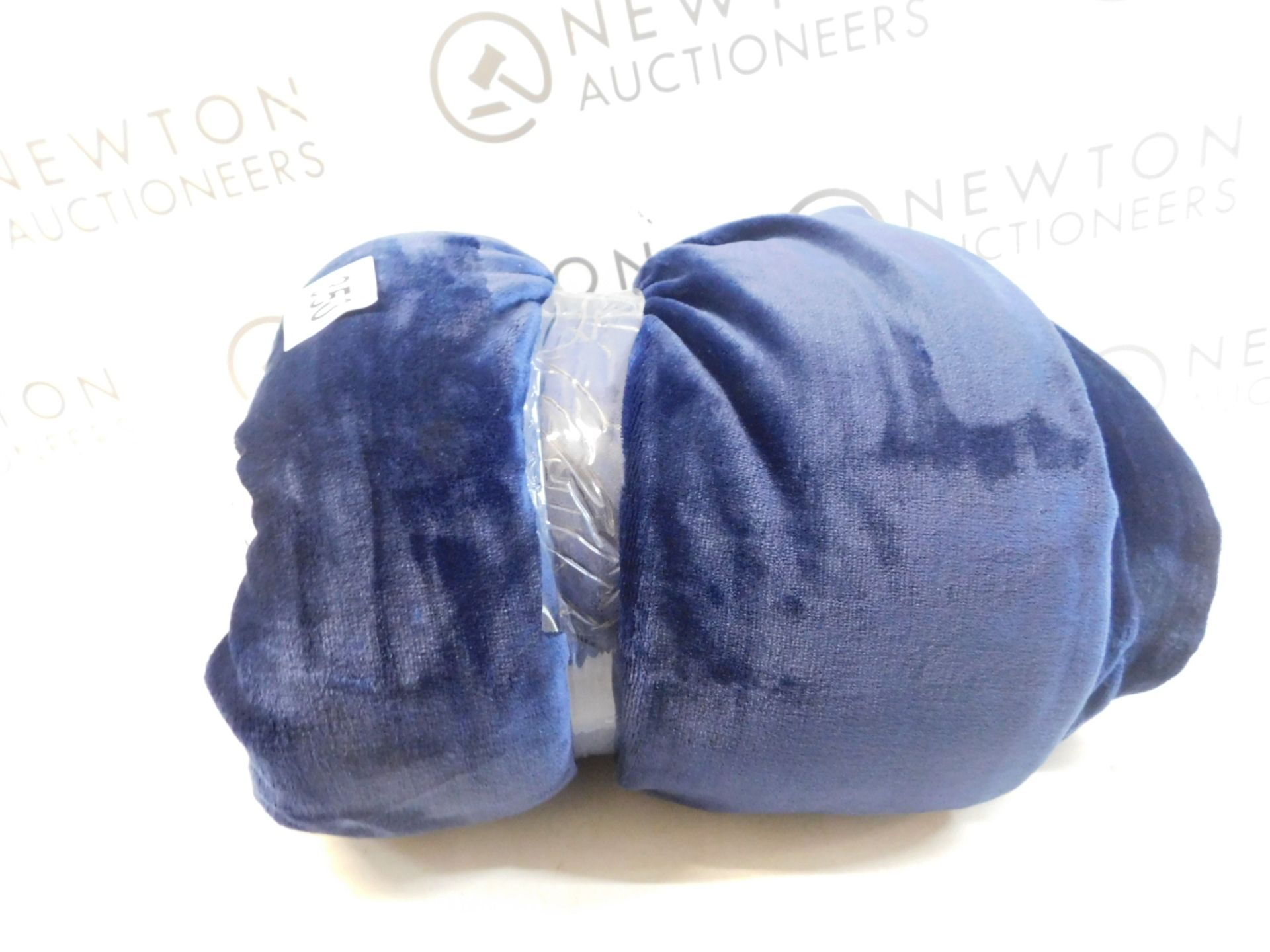 1 LIFE COMFORT SILKY SOFT ROYAL BLUE SHERPA THROW £39.99