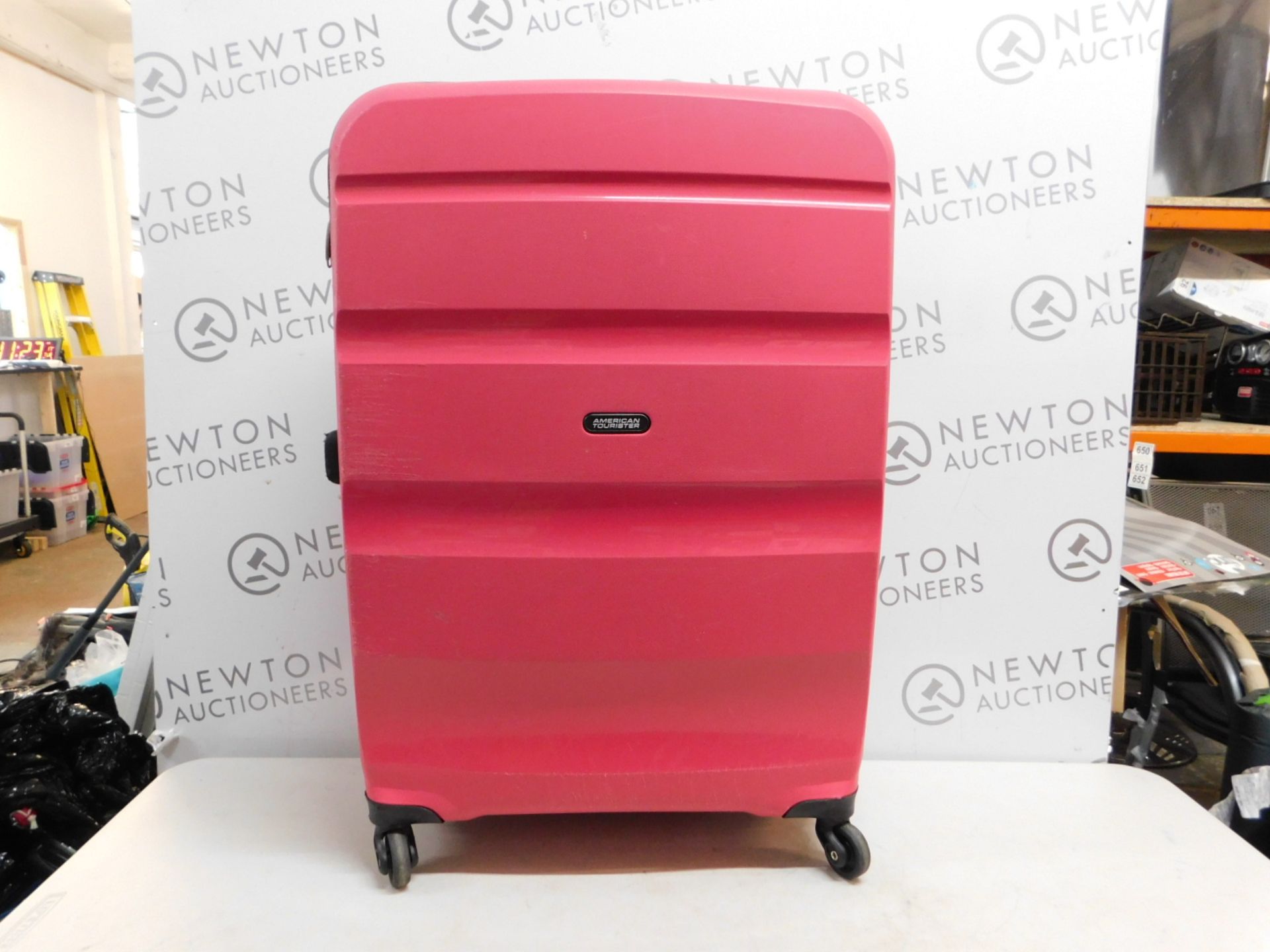 1 AMERICAN TOURISTER RUBY RED COMBI-LOCK HARDSIDE PROTECTION LUGGAGE CASE RRP £149.99