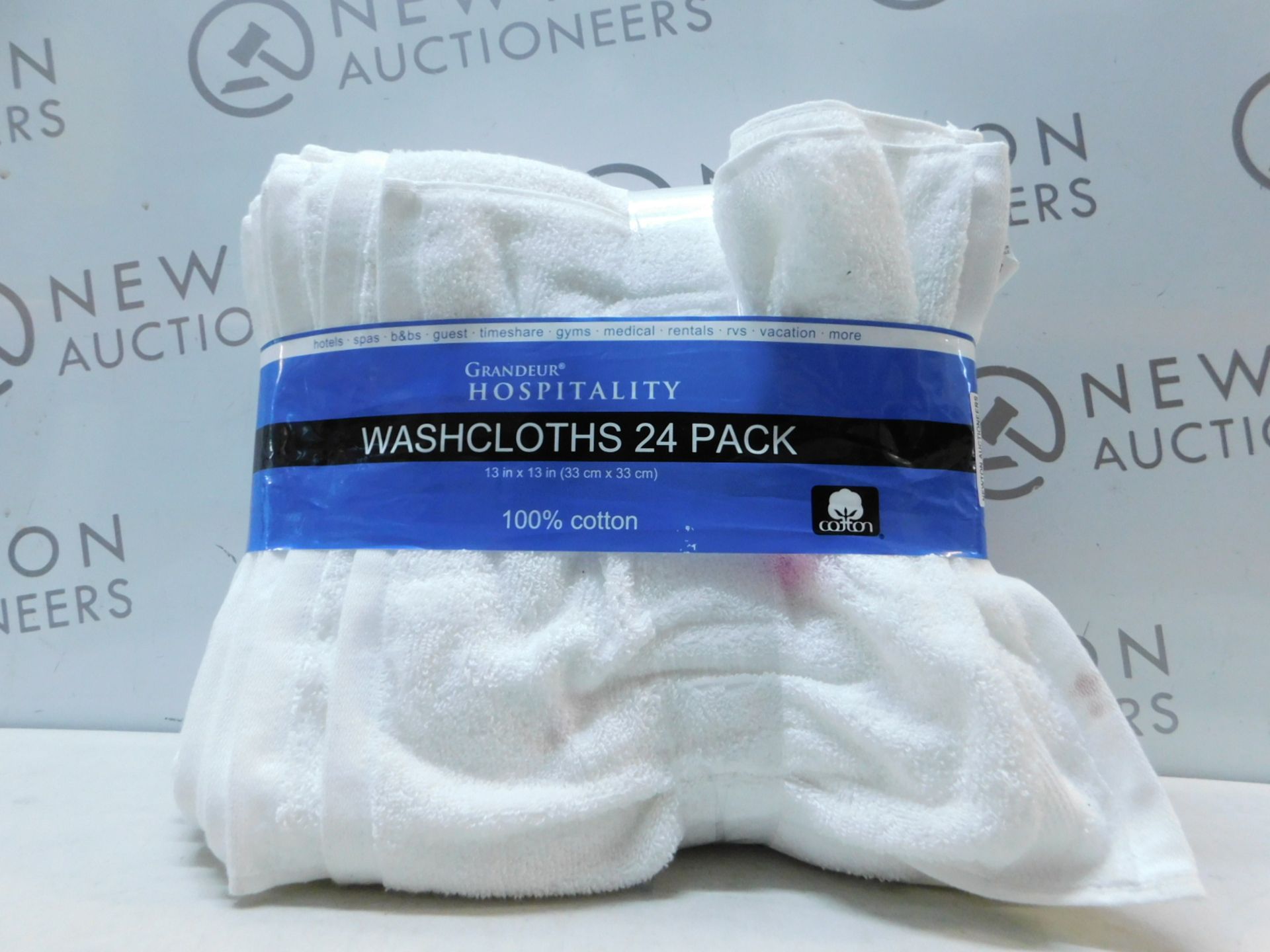 1 SET OF 8 GRANDUER HOSPITALITY HAND TOWELS RRP Â£39.99