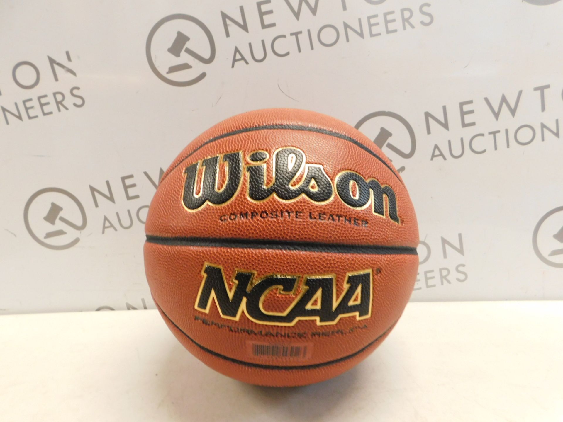 1 WILSON REACTION BASKETBALL RRP Â£28.99