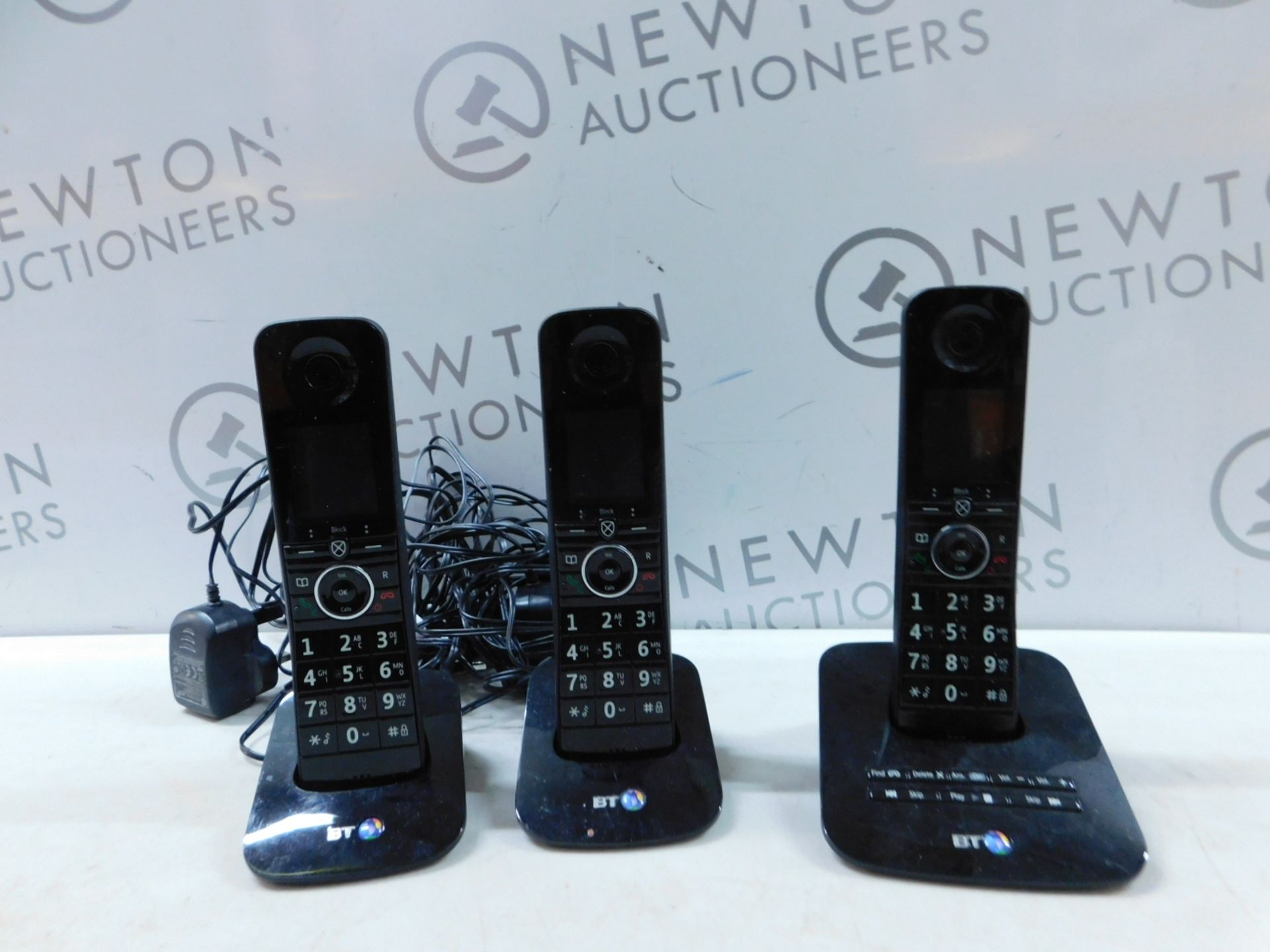 1 BT PREMIUM TRIO CORDLESS PHONE SET RRP Â£119.99