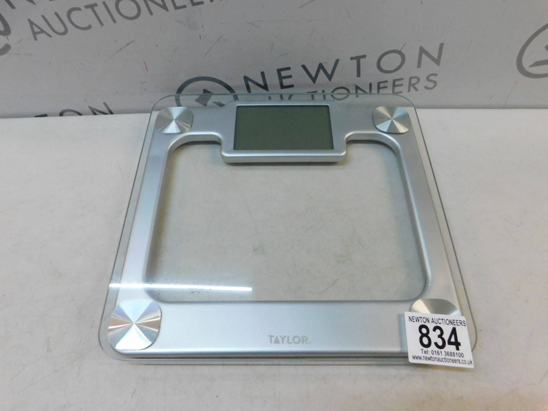 1 TAYLOR DIGITAL FOOD SCALE RRP Â£29.99