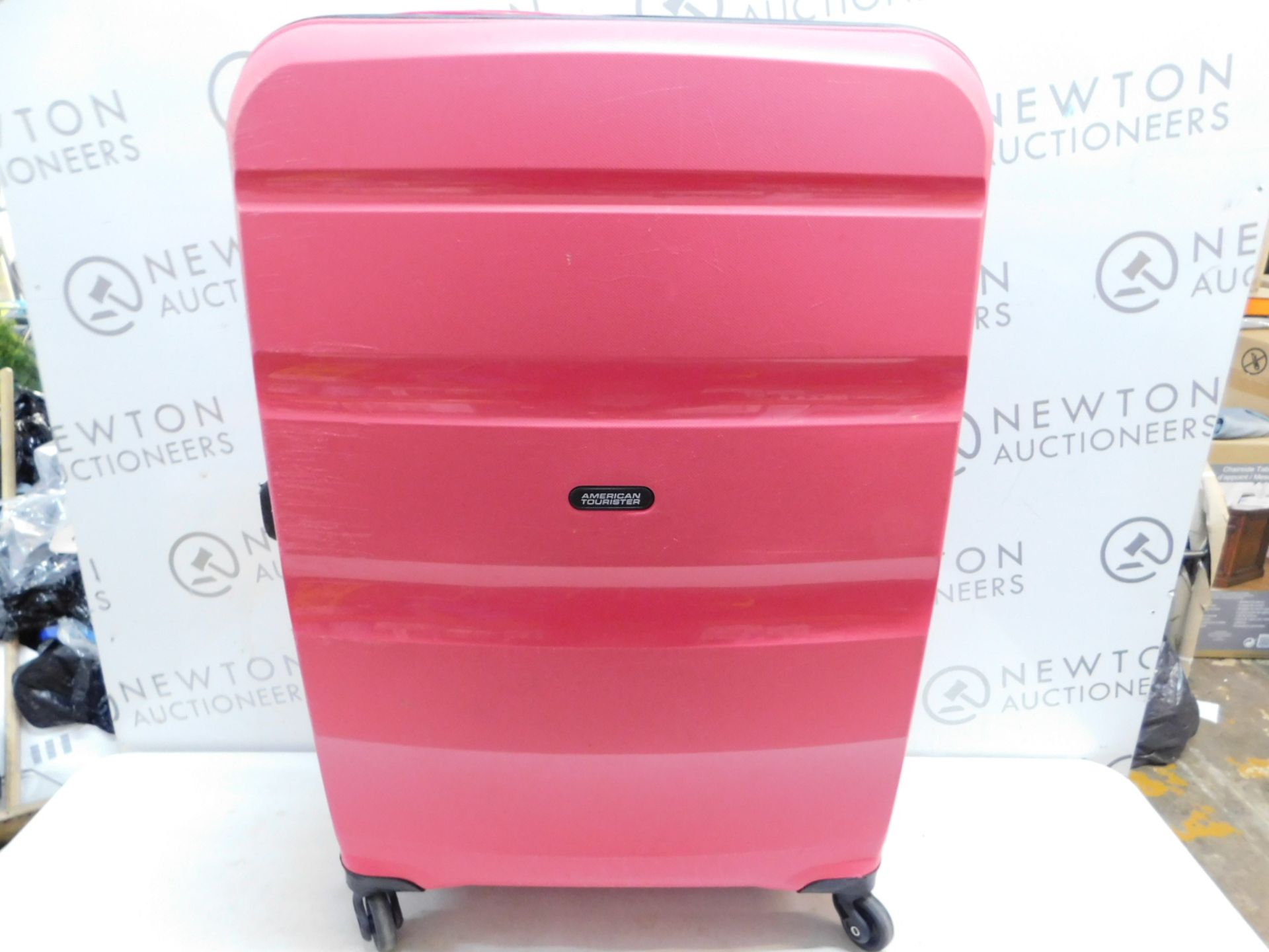 1 AMERICAN TOURISTER RUBY RED COMBI-LOCK HARDSIDE PROTECTION LUGGAGE CASE RRP Â£149.99