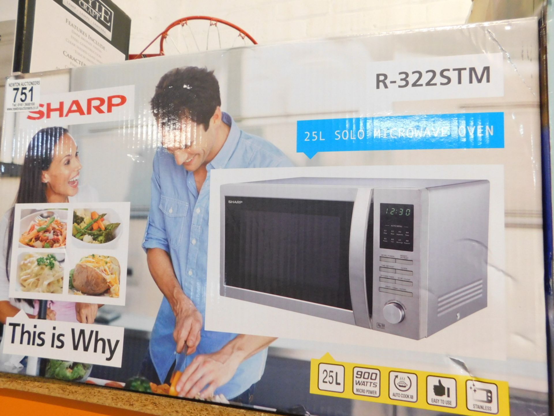 1 BOXED SHARP R-322STM 25L STAINLESS STEEL SOLO MICROWAVE OVEN RRP Â£149.99