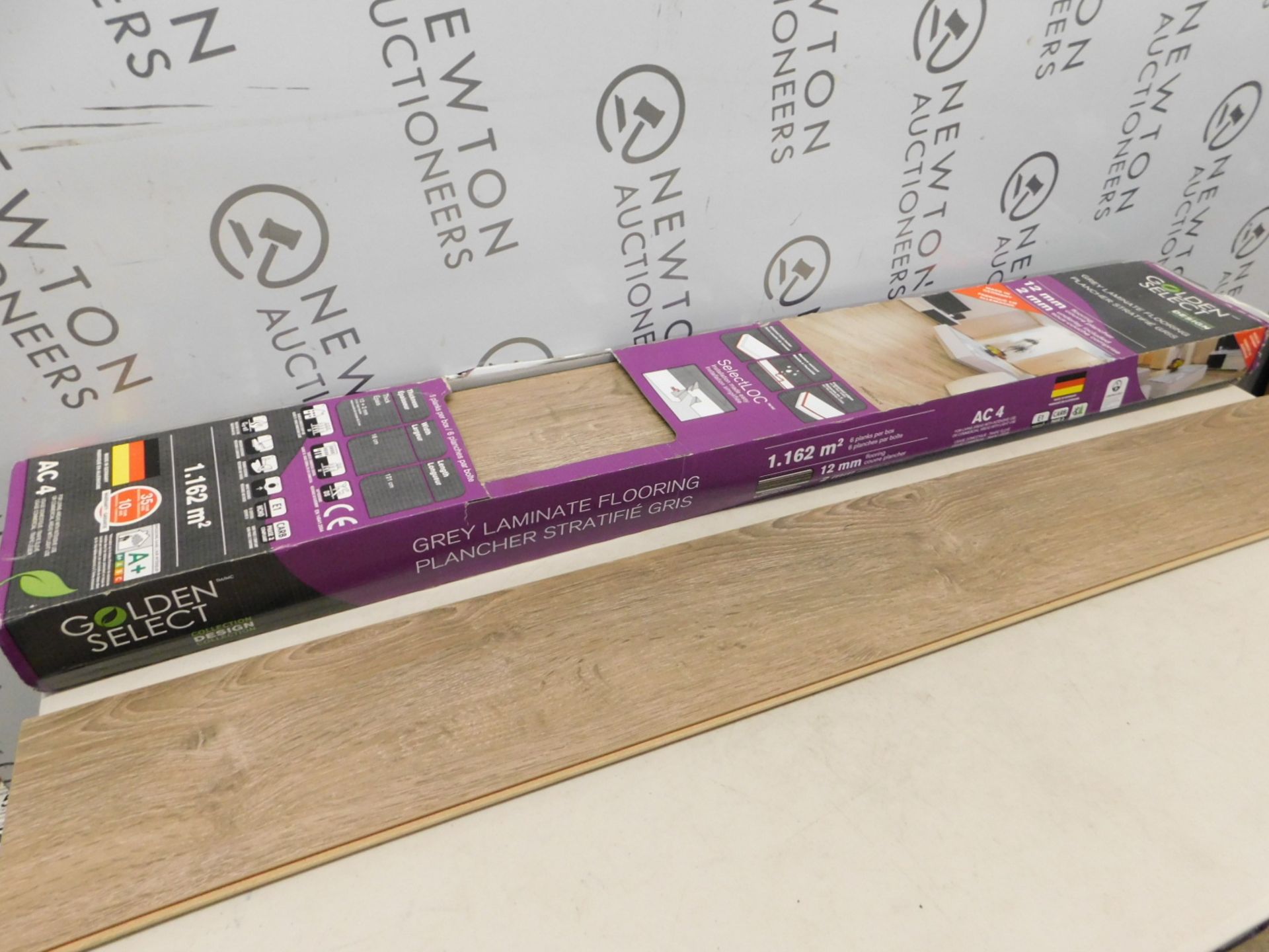 1 BOX WORTH OF GOLDEN SELECT LAMINATE FLOORING IN PROVIDENCE GREY (COVERS APPROXIMATELY 1.162m2