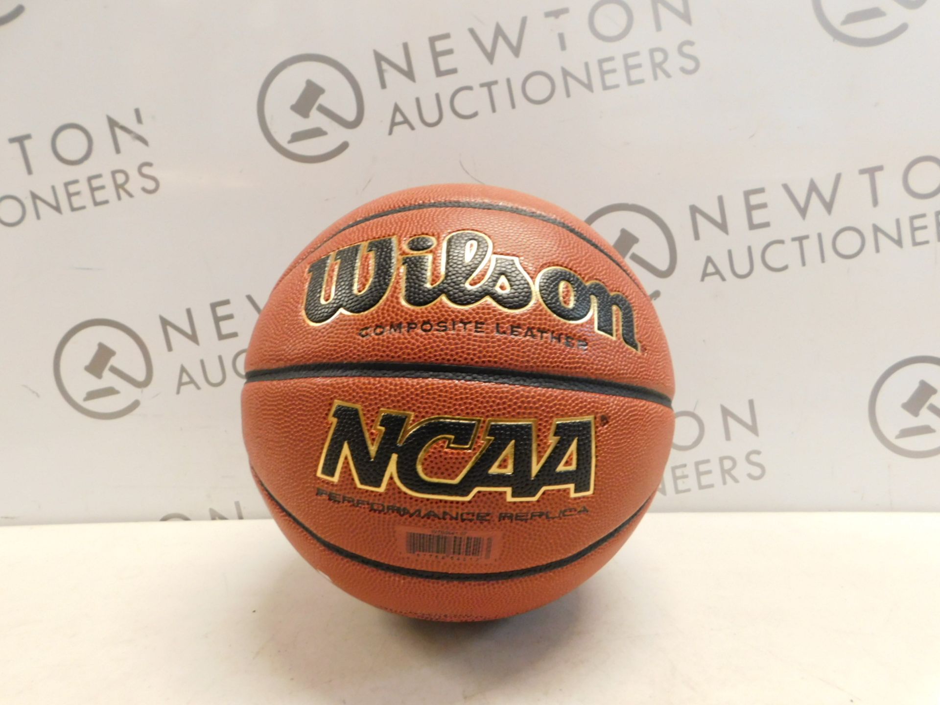 1 WILSON REACTION BASKETBALL RRP Â£28.99